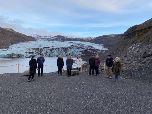 Ráðherra ásamt fulltrúum landeigenda. hagaðila og Eflu