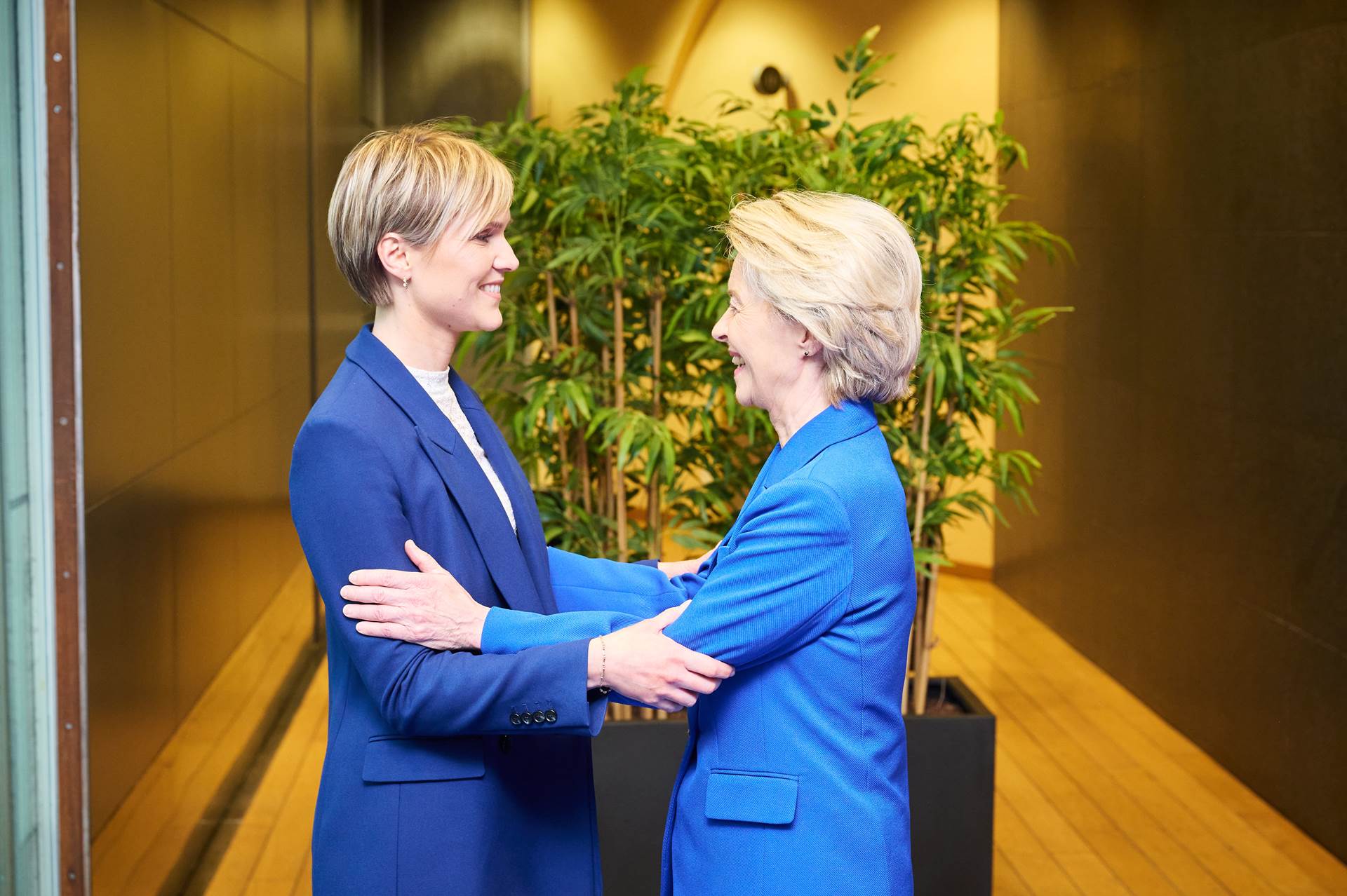 Kristrún Frostadóttir forsætisráðherra og Ursula Von der Leyen, forseti framkvæmdastjórnar ESB. - mynd