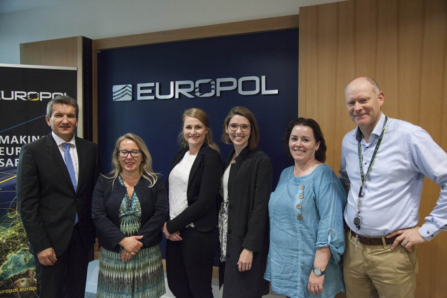 Ráðherra og fylgdarlið hjá Europol. Frá vinstri: Oldřich Martinù, Sigríður Á. Andersen, Margrét Kristín Pálsdóttir, Laufey Rún Ketilsdóttir, Ragna Bjarnadóttir og Karl Steinar Valsson. - mynd