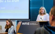 Aldís Hafsteinsdóttir, formaður Sambands íslenskra sveitarfélaga, kynnir rammasamninginn á kynningarfundi hjá HMS í dag. - mynd