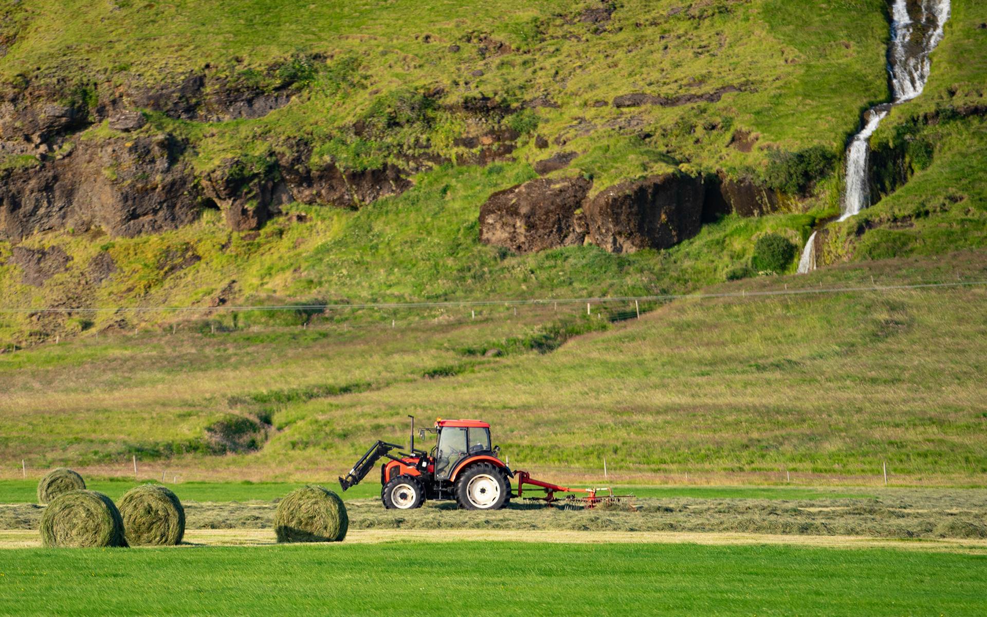 Jarðræktarstyrkir, landgreiðslur og tjónabætur greiddar út - mynd