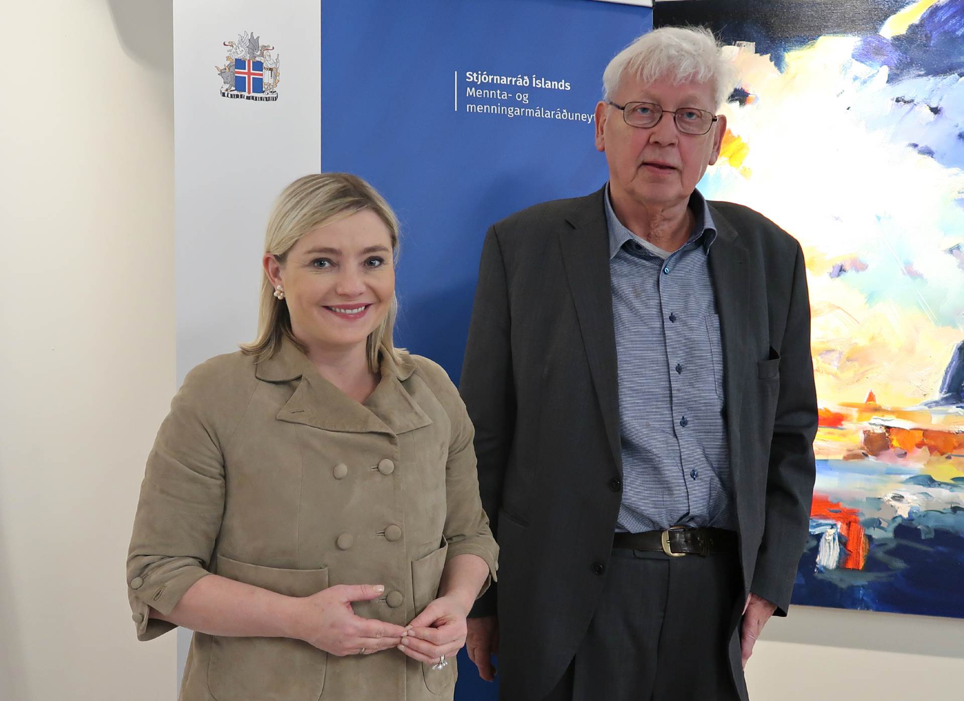 Lilja Alfreðsdóttir mennta- og menningarmálaráðherra og Halldór Blöndal forseti Hins íslenzka fornritafélags. - mynd