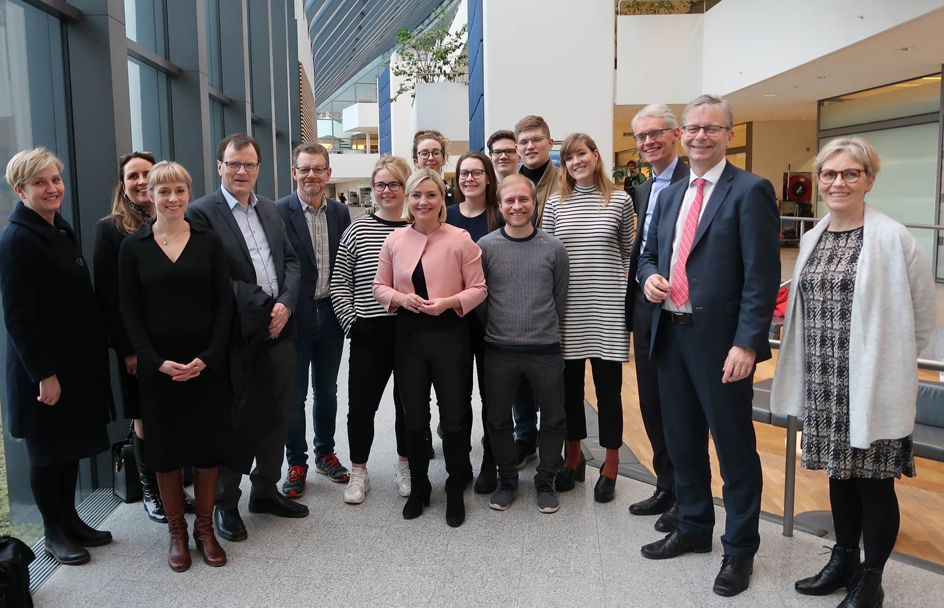 Hornsteinn menntunar á Íslandi í rúma öld - mynd