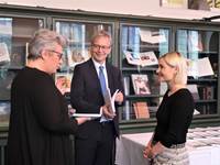 Mundu að hnerra í regnbogann: Bók um skólastarf og COVID-19 - mynd úr myndasafni númer 2