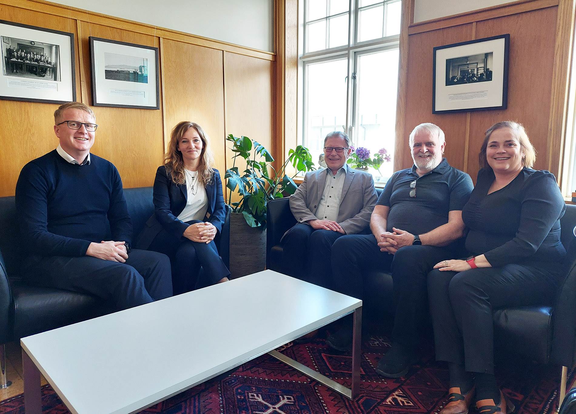 Stýrihópur: Hafþór Einarsson, Sigríður Hallgrímsdóttir, Þorsteinn Gunnarsson, Gylfi Arnbjörnsson og Anna María Gunnarsdóttir - mynd