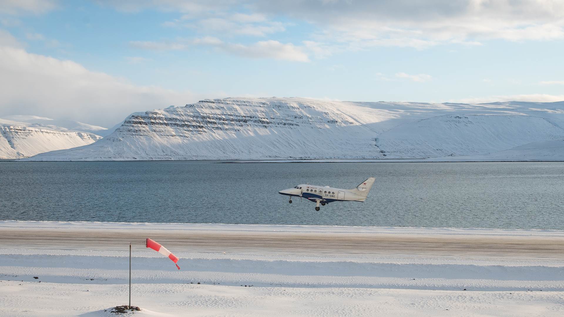 Flugvöllurinn í Bíldudal - mynd