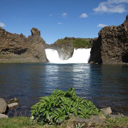 Hjálparfoss