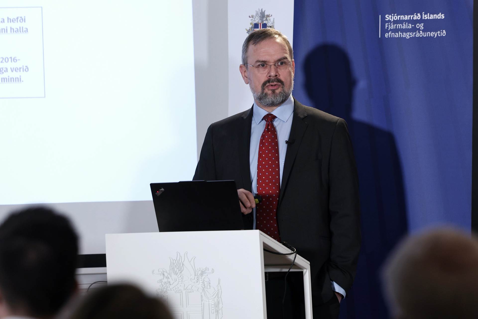 Fjármálaáætlun 2026-2030 um öryggi og innviði Íslands - mynd