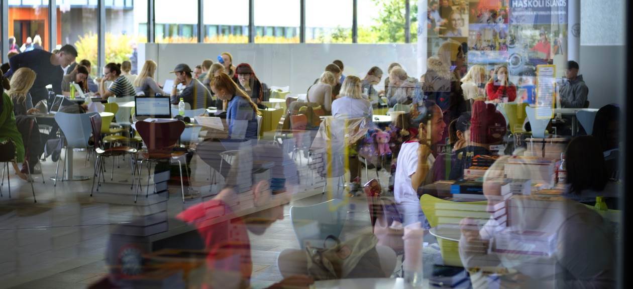 Ensk þýðing á leiðarvísi um árangurstengda fjármögnun háskóla - mynd