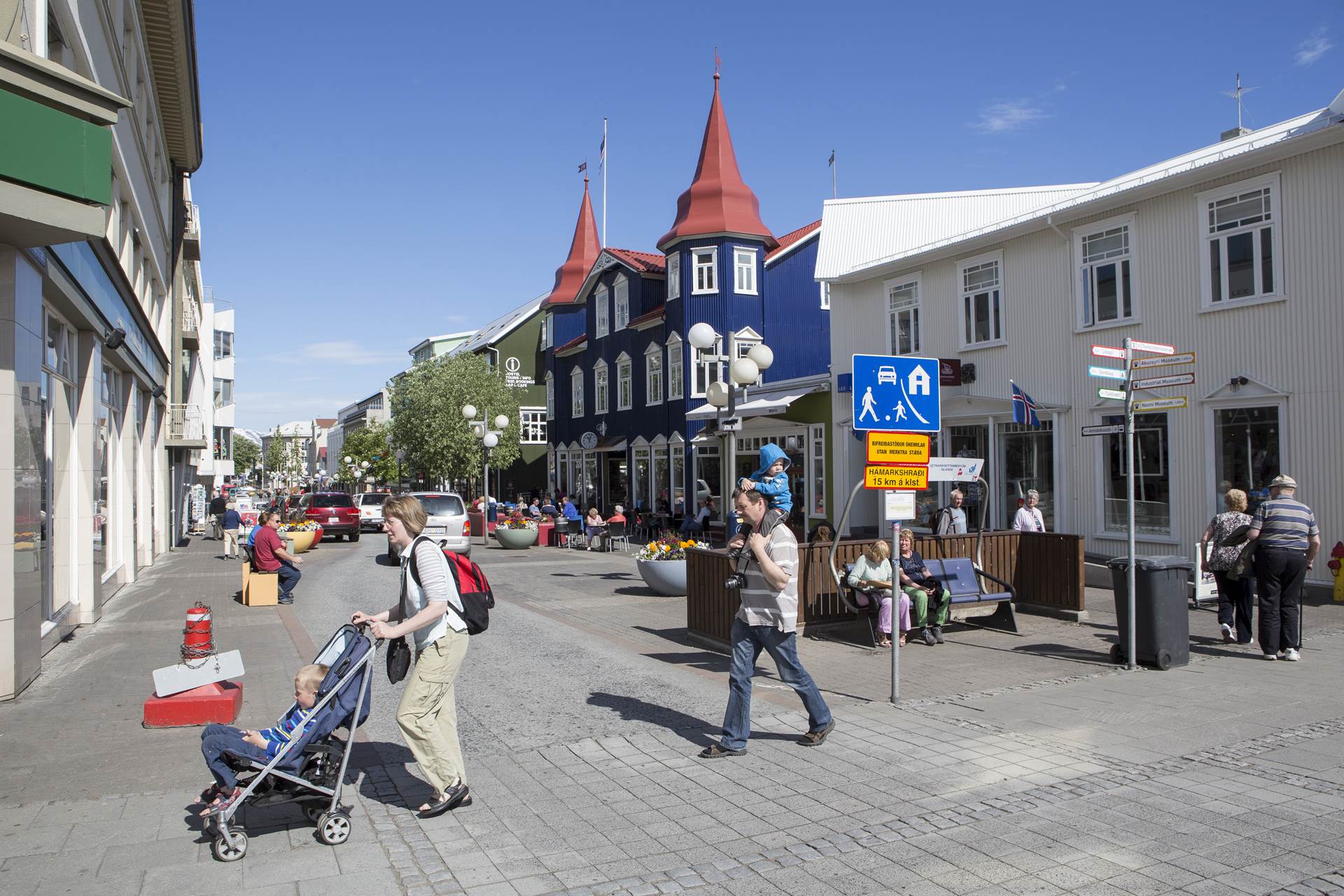 Nýtt hjúkrunarheimili á Akureyri - samið um stærri framkvæmd - mynd