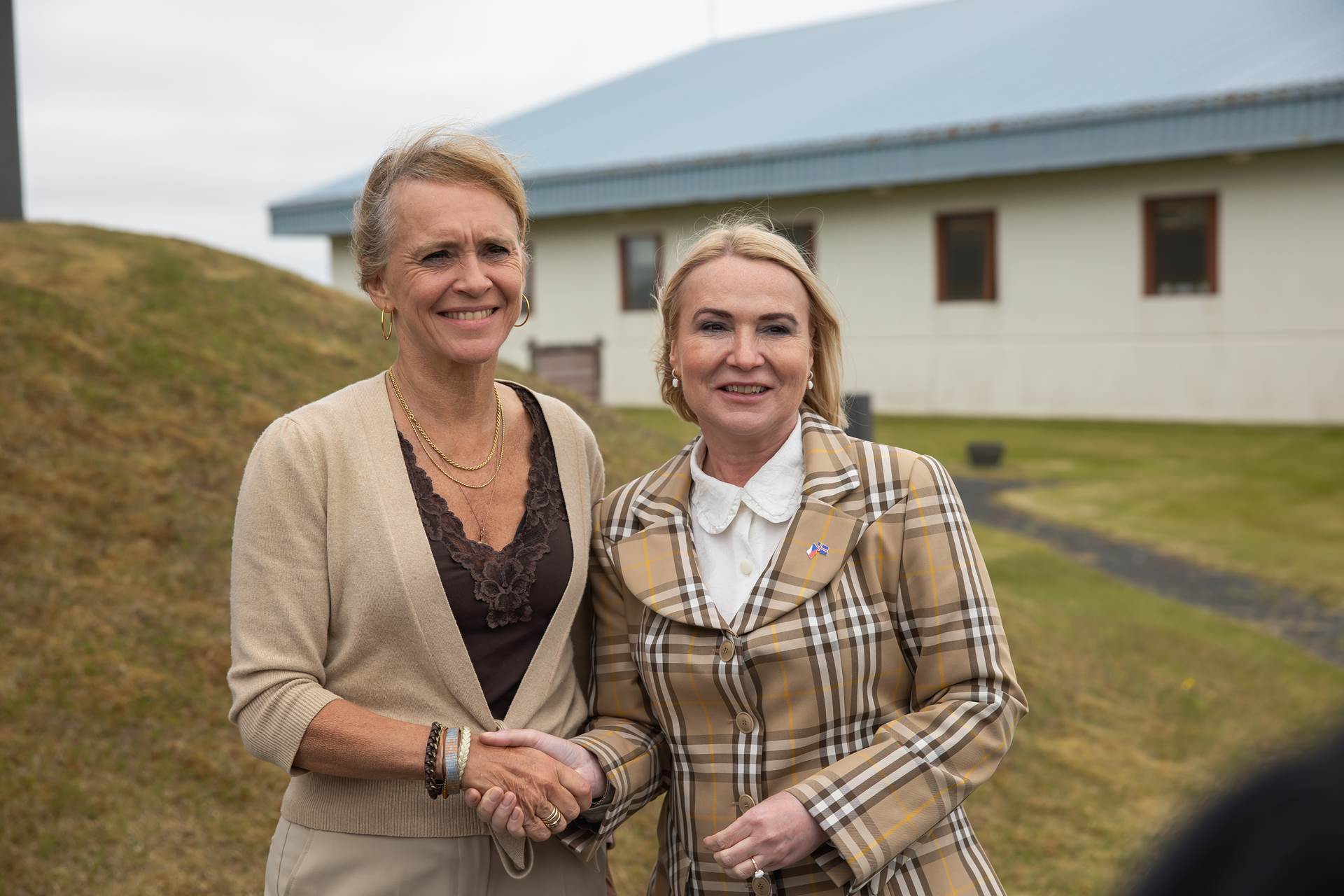 Þorgerður Katrín Gunnarsdóttir utanríkisráðherra og Jana Černochová varnarmálaráðherra Tékklands. - mynd