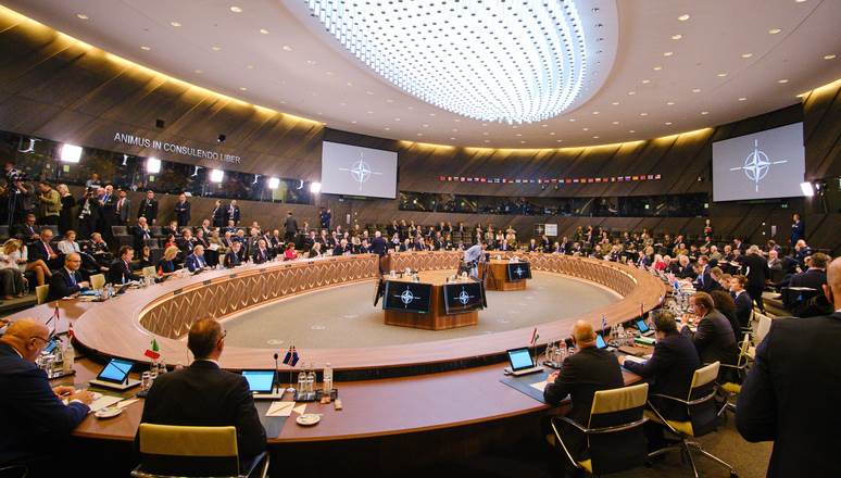 Frá varnarmálaráðherrafundi NATO í höfuðstöðvum bandalagsins í Brussel. - mynd