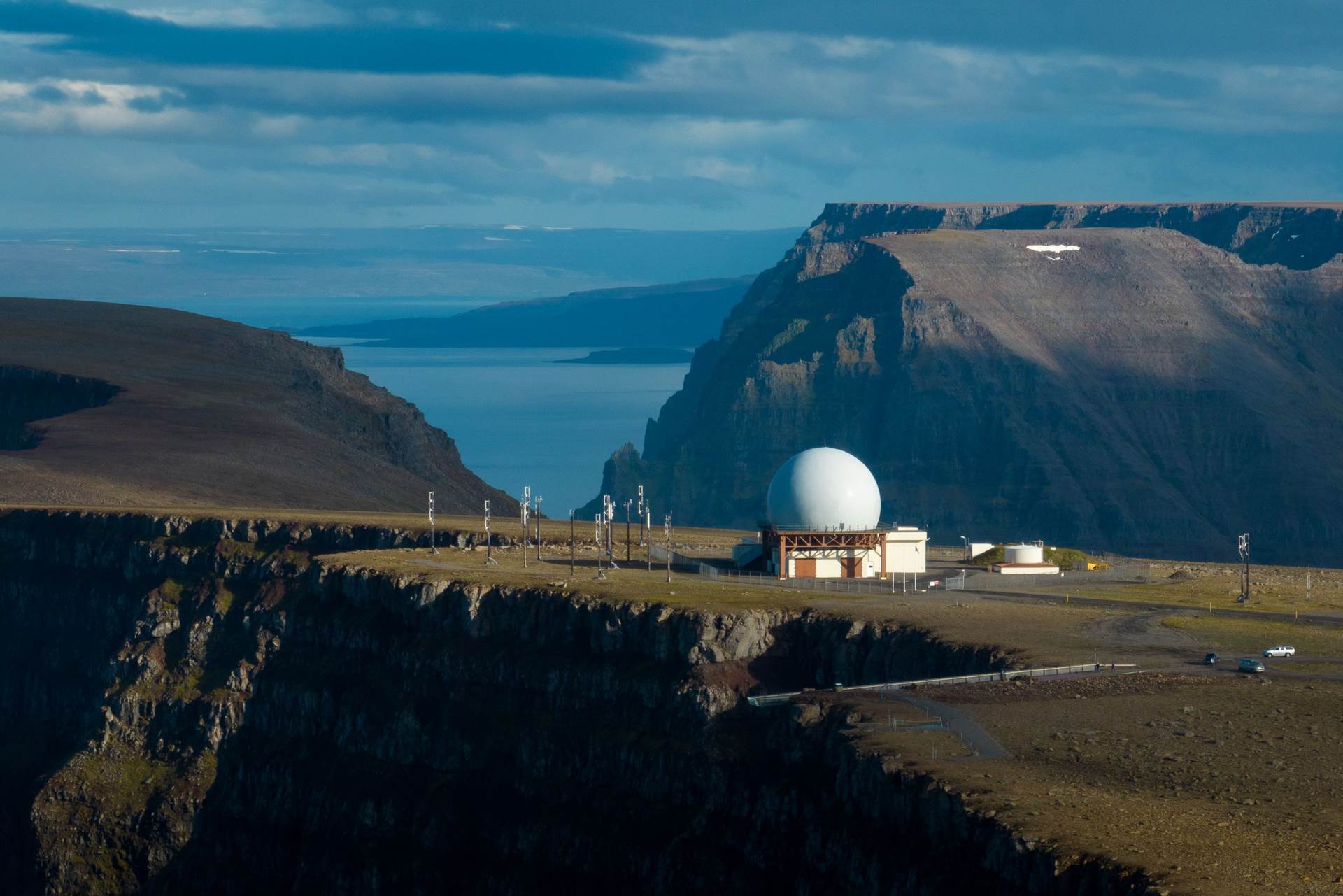 Ratsjárstöðin Bolafjalli - mynd