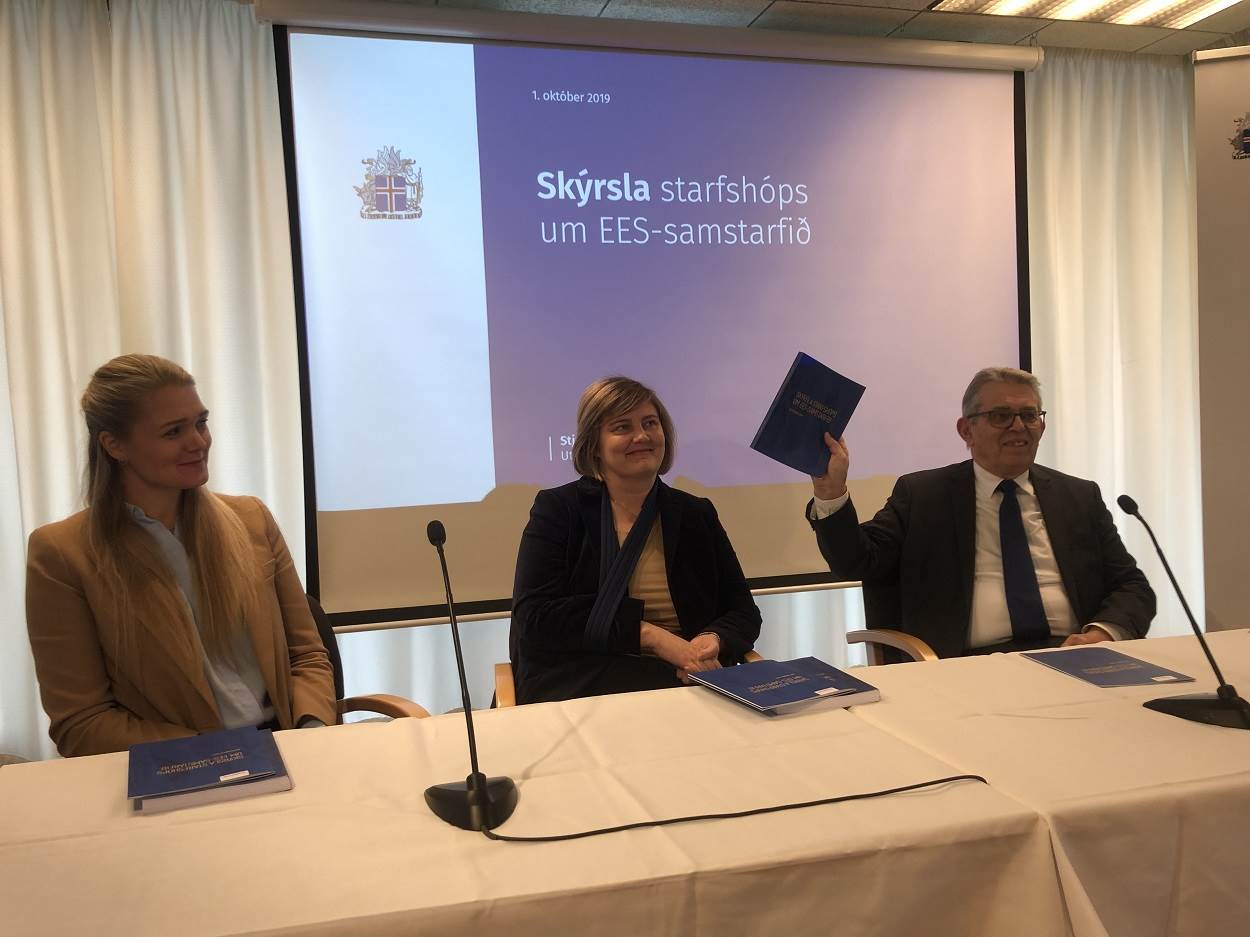 Starfshópurinn sem samdi EES-skýrsluna. Frá vinstri: Bergþóra Halldórsdóttir, Kristrún Heimisdóttir og Björn Bjarnason. - mynd