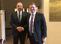 Guðlaugur Þór og Sergei Lavrov á fundi þeirra í Rovaniemi í dag - mynd