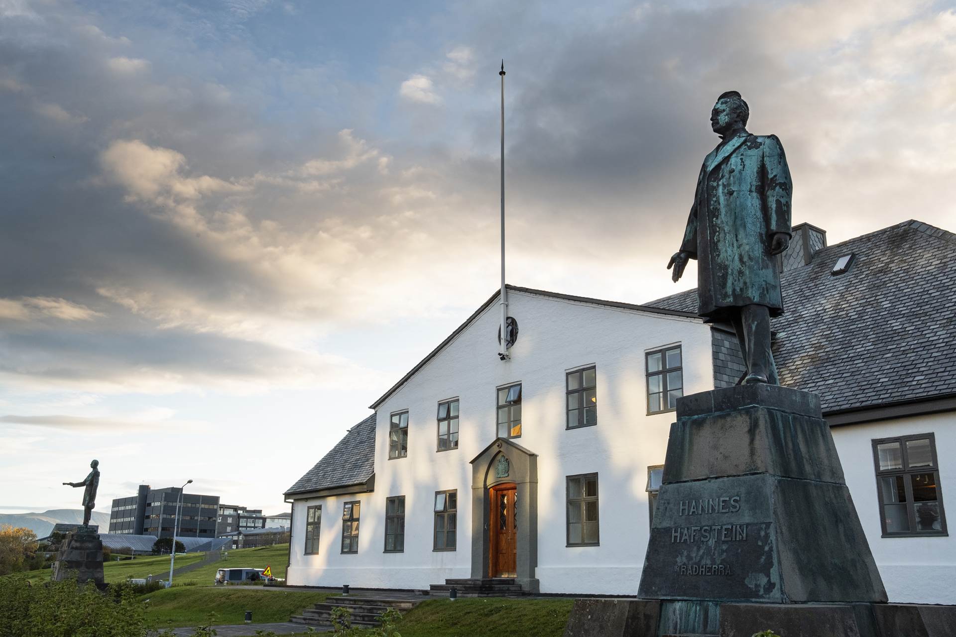 Starfshópur metur stöðu embættismanna og starfsskilyrði starfsmanna ríkisins - mynd