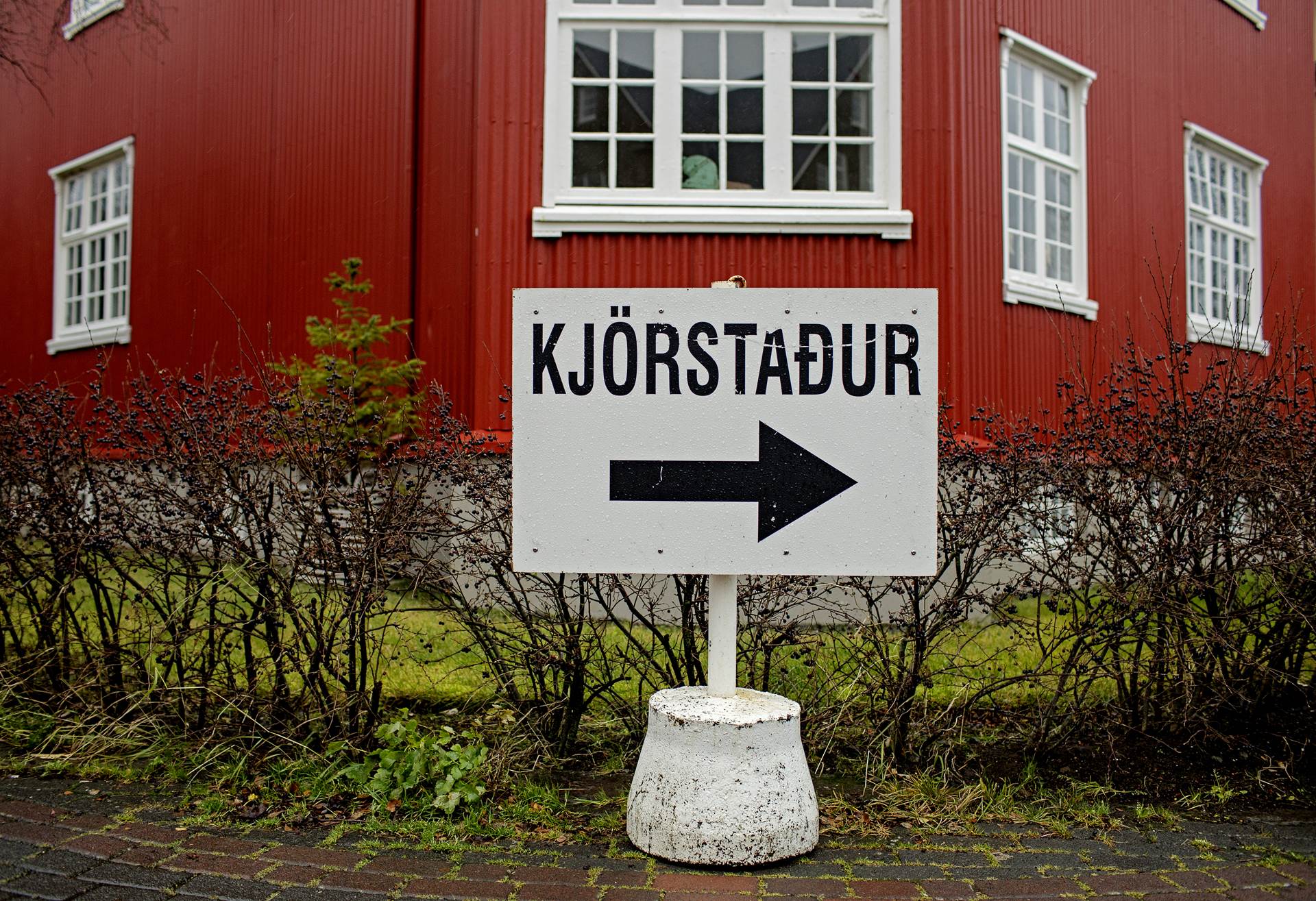 Kosning utan kjörfundar í sendiráði Íslands í London, Alþingiskosningar 2024 - mynd