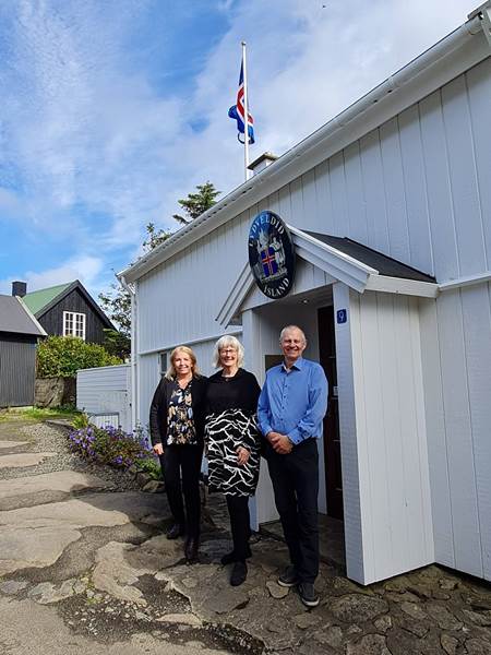 Starfsfólk aðalræðisskrifstofu Íslands í Þórshöfn