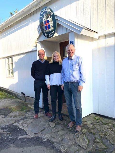 Starfsfólk aðalræðisskrifstofu Íslands í Þórshöfn