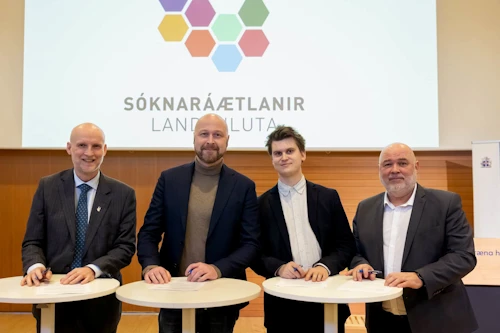 Suðurland: Eyjólfur Ármannsson samgöngu- og sveitarstjórnarráðherra, Anton Kári Halldórsson, formaður stjórnar SASS, Jóhann Páll Jóhannsson umhverfis-, orku- og loftslagsráðherra og Logi Einarsson menningar-, nýsköpunar- og háskólaráðherra.