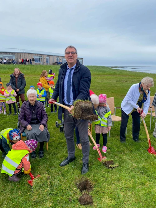 Heilbrigðisráðherra við störf