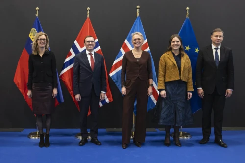 Sabine Monauni, utanríkisráðherra Liechtenstein, Espen Barth Eide, utanríkisráðherra Noregs, Þorgerður Katrín Gunnarsdóttir utanríkisráðherra, Marie Bjerre, Evrópumálaráðherra Danmerkur, og Valdis Dombrovskis, framkvæmdastjóri efnahagsmála hjá framkvæmdastjórn ESB.