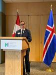 Hlynur Guðjónsson, sendiherra Íslands í Ottawa, flutti ávarp á ráðstefnunni. - mynd