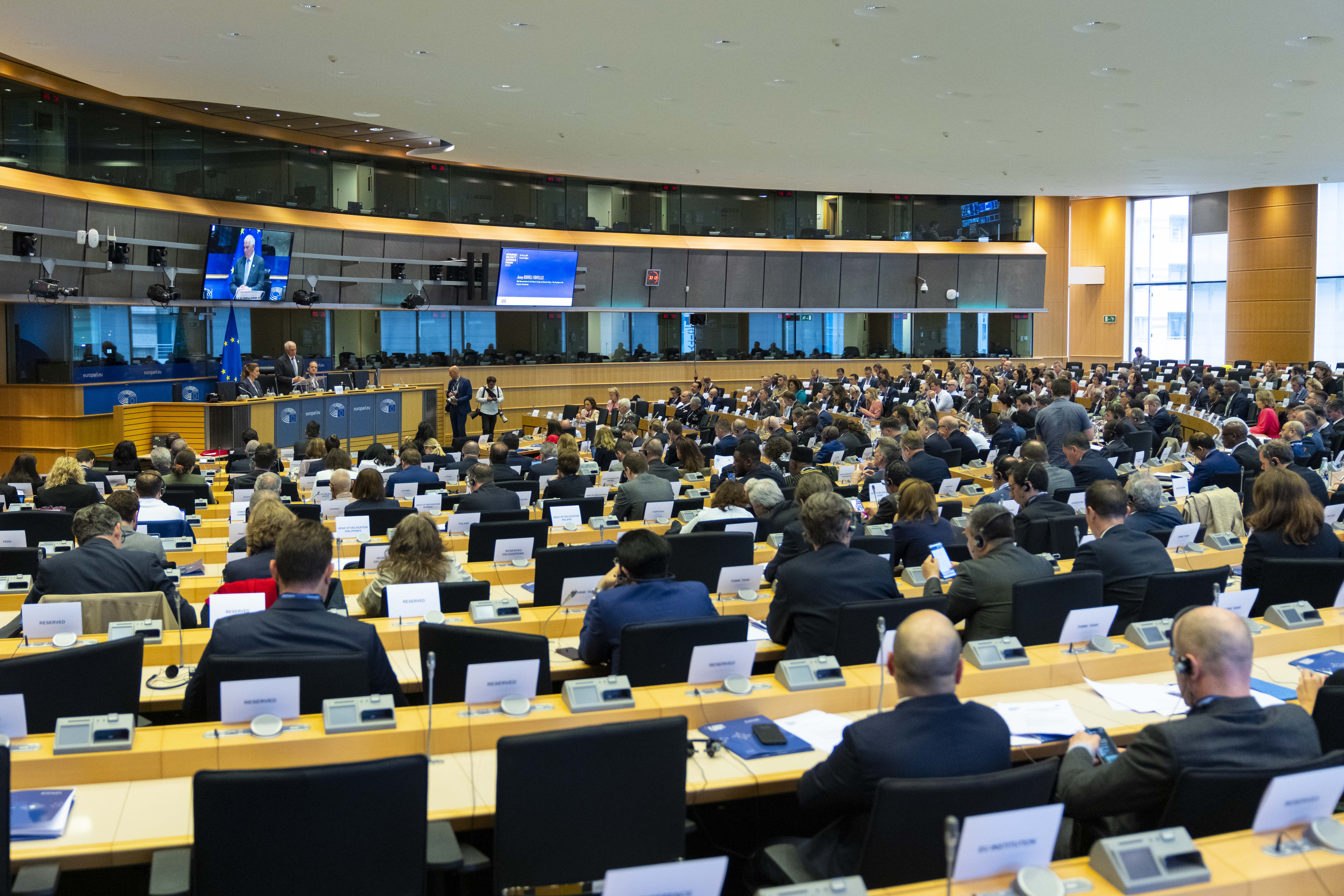 Frá The Schuman Security and Defence Forum í Brussel. - mynd