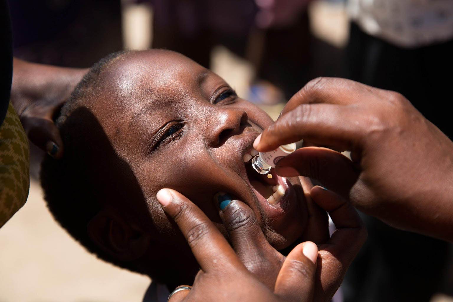 Barn bólusett gegn kóleru í Beira. Ljósmyndir: UNICEF - mynd