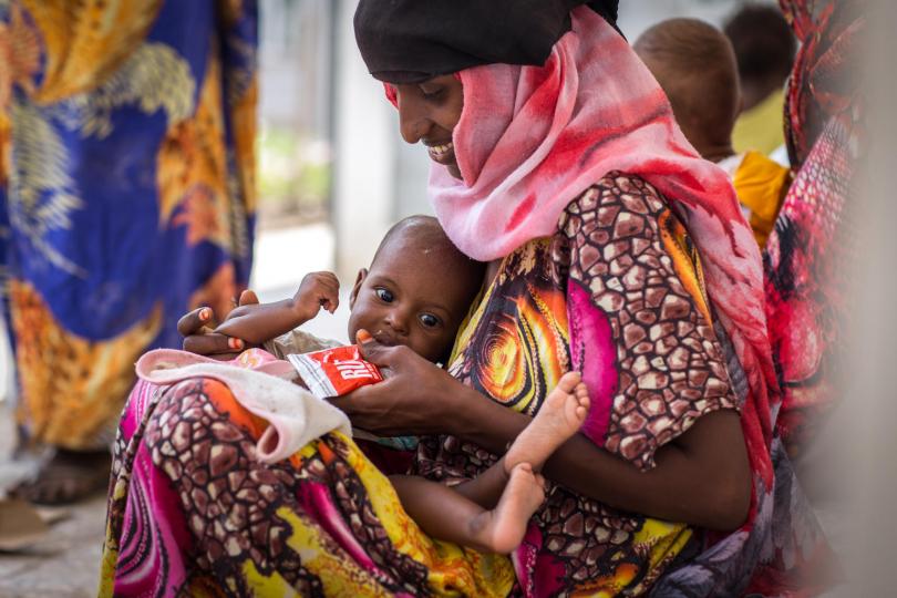 Í Eþíópíu sinnir UNICEF meðal annars ungbarna- og mæðravernd og meðhöndlar börn gegn vannæringu © UNICEF/UN0142330/Ayene - mynd