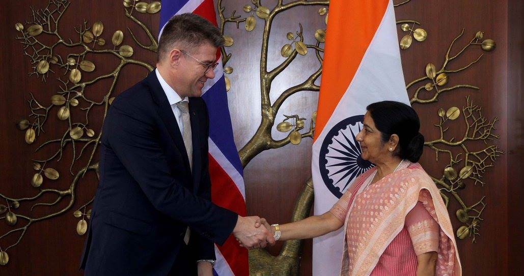 Gunnar Bragi og utanríkisráðherra Indlands, Sushma Swaraj - mynd