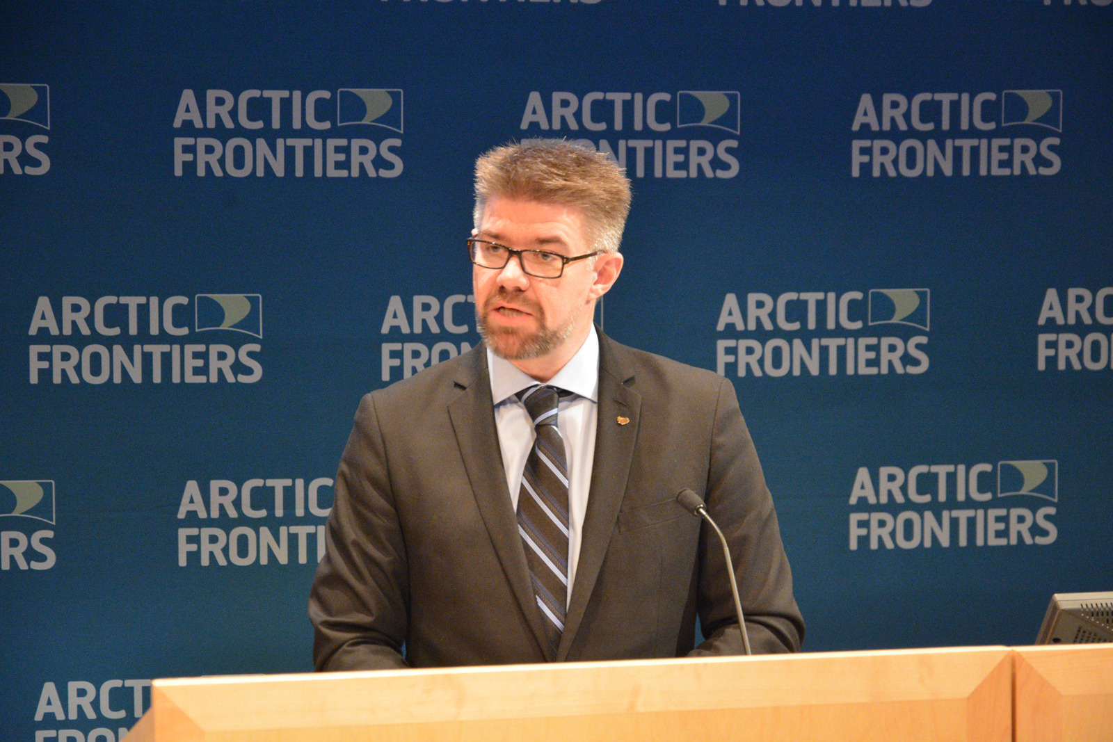 Iglika Trifonova, Arctic Frontiers and APECS International