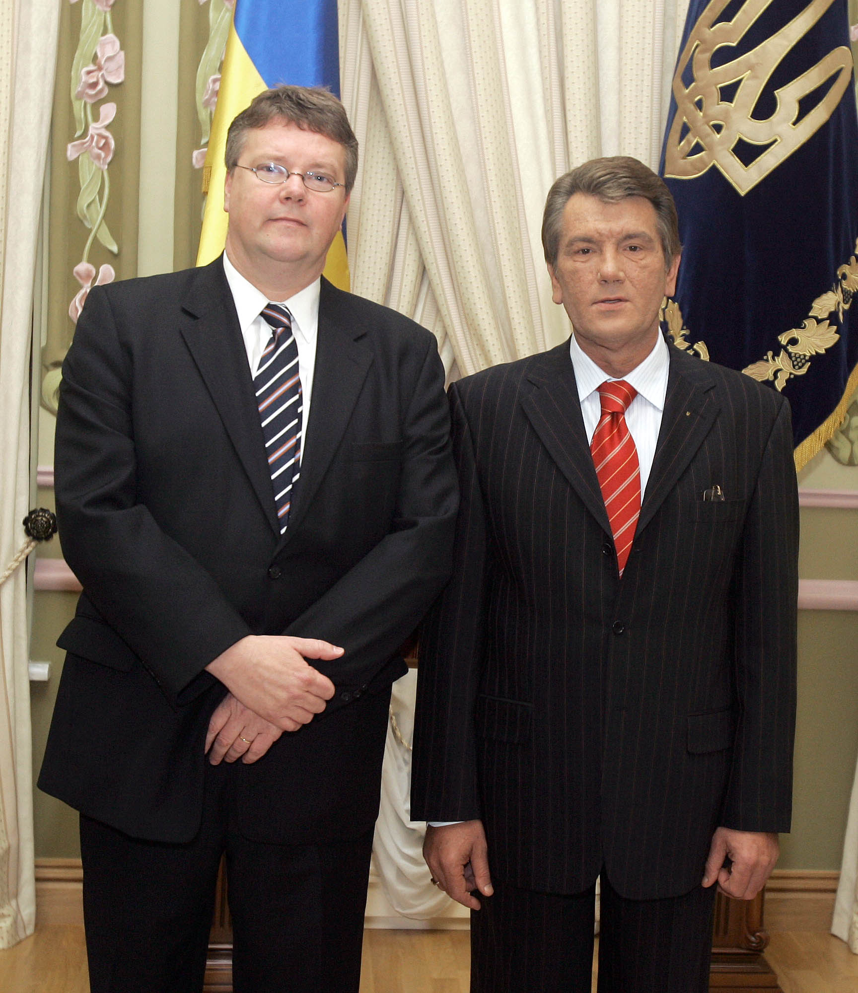 Hannes Heimisson, sendiherra, og Viktor Jústsjenkó, forseti Úkraínu