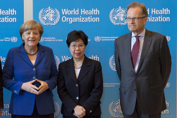 Angela Merkel kanslari, Dr Chan framkvæmdastjóri WHO og Michael Møller, framkvæmdastjóri skrifstofu Sameinuðu þjóðanna í Genf /-Mynd WHO